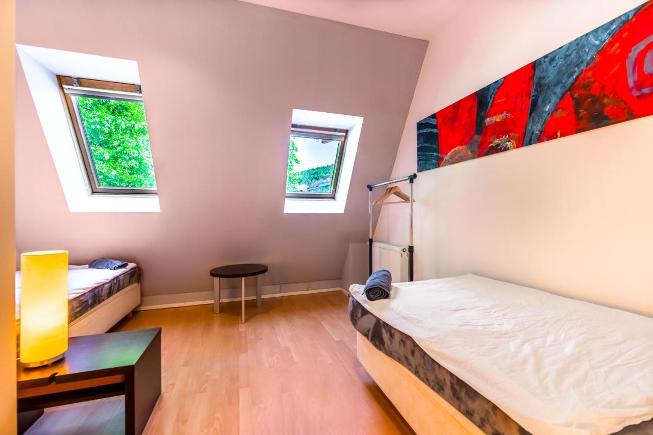 Lovely 4-Bedroom Flat In Historical Center With Stunning View Trenčín 외부 사진